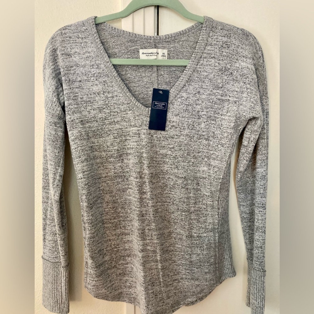 Abercrombie & Fitch Long Sleeve Top